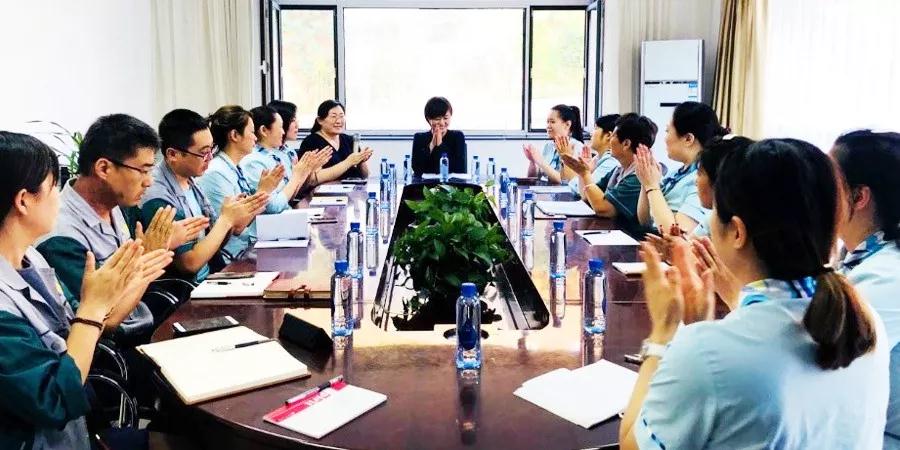 提升專業(yè)能力，提高服務水平，塑造服務品牌
